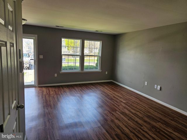 136 CHECKO, Martinsburg, WV 25401
