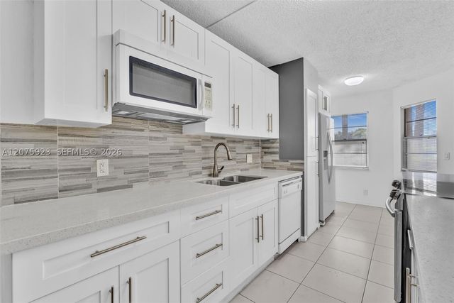 1300 SW 124th Ter 105P, Pembroke Pines, FL 33027