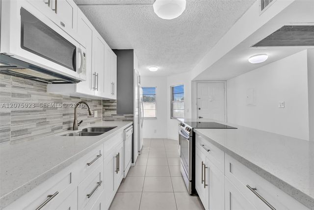 1300 SW 124th Ter 105P, Pembroke Pines, FL 33027