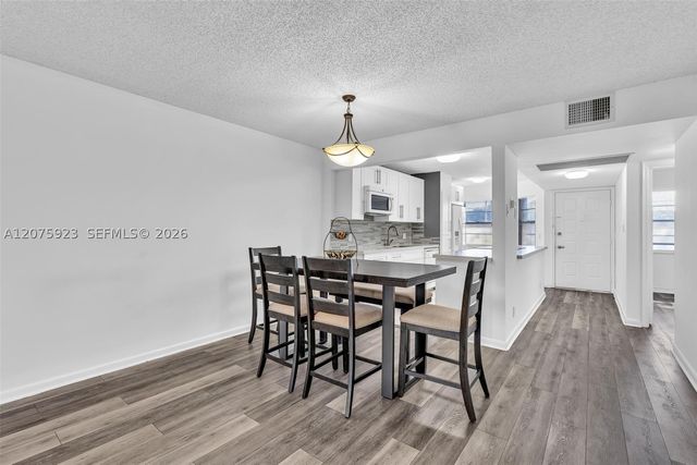 1300 SW 124th Ter 105P, Pembroke Pines, FL 33027