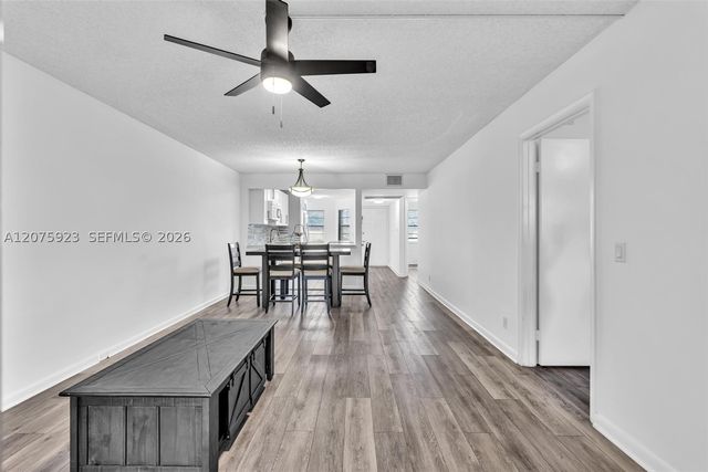1300 SW 124th Ter 105P, Pembroke Pines, FL 33027
