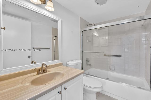 1300 SW 124th Ter 105P, Pembroke Pines, FL 33027