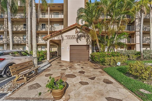 1300 SW 124th Ter 105P, Pembroke Pines, FL 33027