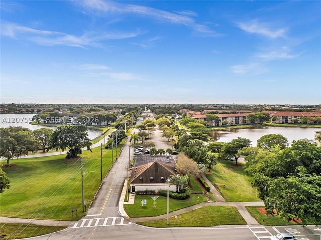 1300 SW 124th Ter 105P, Pembroke Pines, FL 33027