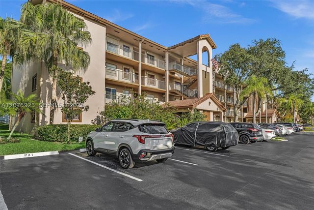 1300 SW 124th Ter 105P, Pembroke Pines, FL 33027