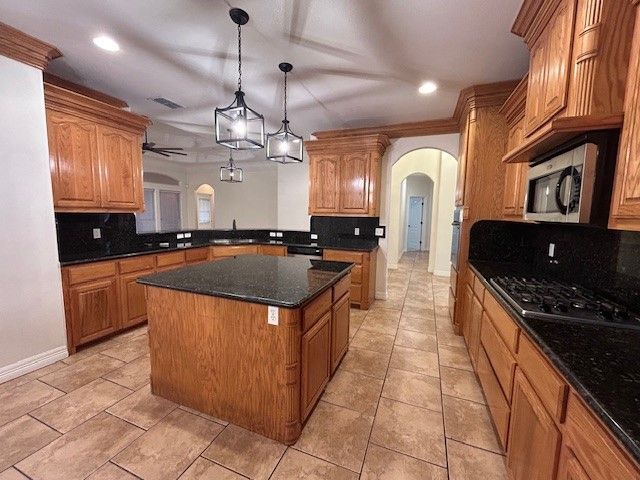 6013 Bobtail Dr, Corpus Christi, TX 78414
