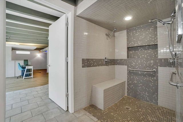 204 NW Mockingbird Rd, Lawton, OK 73507