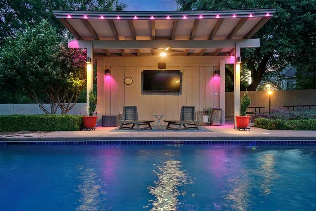 204 NW Mockingbird Rd, Lawton, OK 73507