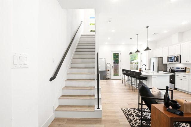 5527 Denmark Street B, Houston, TX 77028