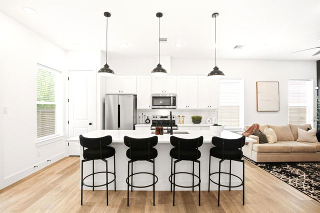 5527 Denmark Street B, Houston, TX 77028