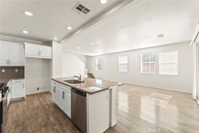 6111 Rosewood Way, Eastvale, CA 92880