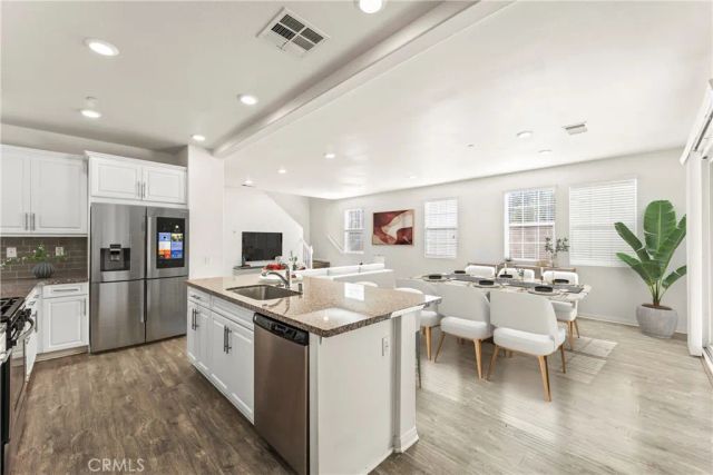 6111 Rosewood Way, Eastvale, CA 92880