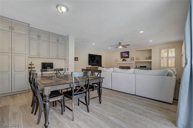 1830 Country Meadows Drive, Henderson, NV 89012