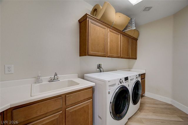 1830 Country Meadows Drive, Henderson, NV 89012
