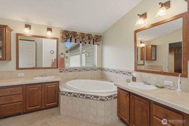 147 7 Marsyla Heights Drive, Winlock, WA 98596
