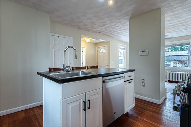 9 Locust Street, Providence, RI 02906