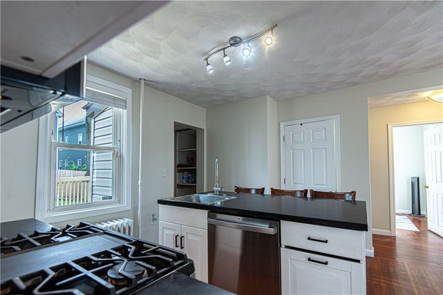 9 Locust Street, Providence, RI 02906