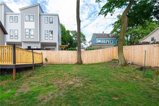 9 Locust Street, Providence, RI 02906