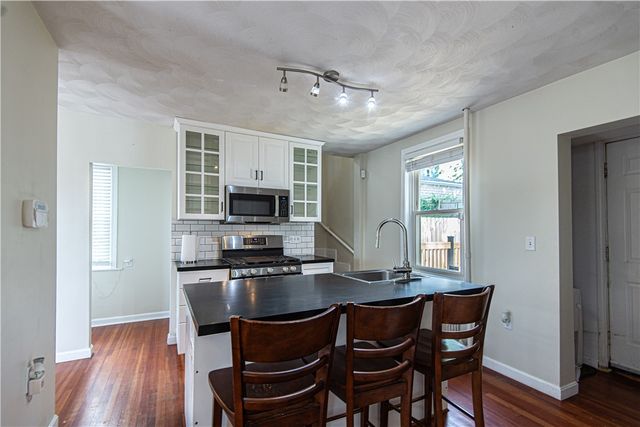 9 Locust Street, Providence, RI 02906