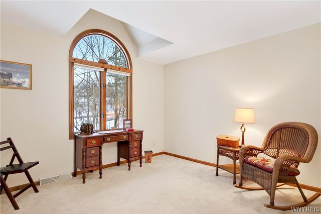 5194 South Freeman Road, Orchard Park, NY 14127