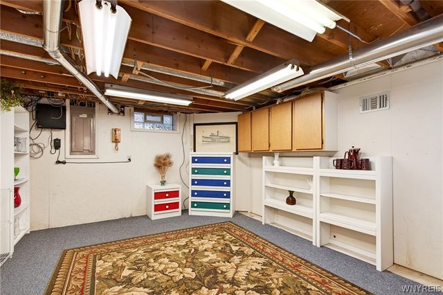 5194 South Freeman Road, Orchard Park, NY 14127