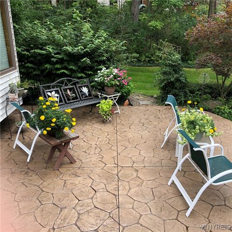 5194 South Freeman Road, Orchard Park, NY 14127