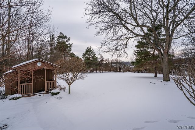 5194 South Freeman Road, Orchard Park, NY 14127