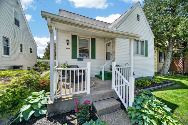 2306 BIRD Drive, Erie, PA 16510