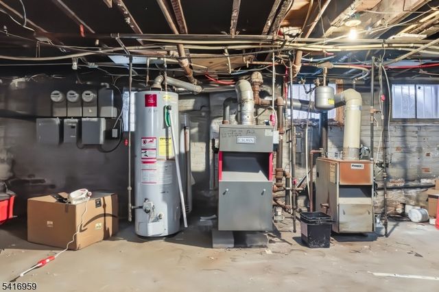 411 South 15th Street, Newark City, NJ 07103