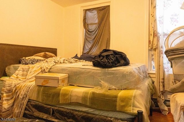 411 South 15th Street, Newark City, NJ 07103