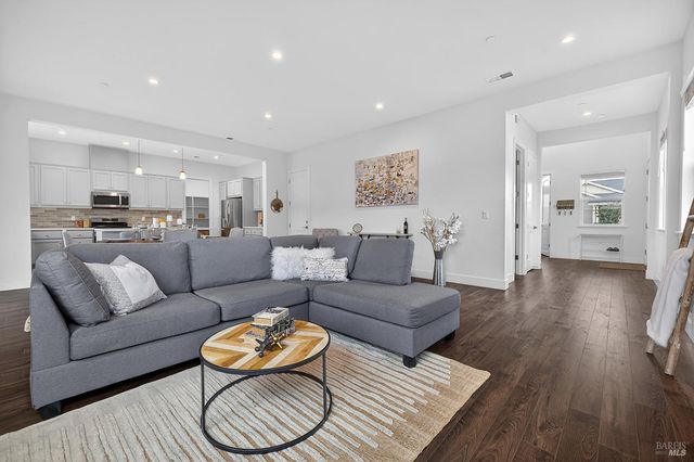 1145 Portello Ln, Windsor, CA 95492