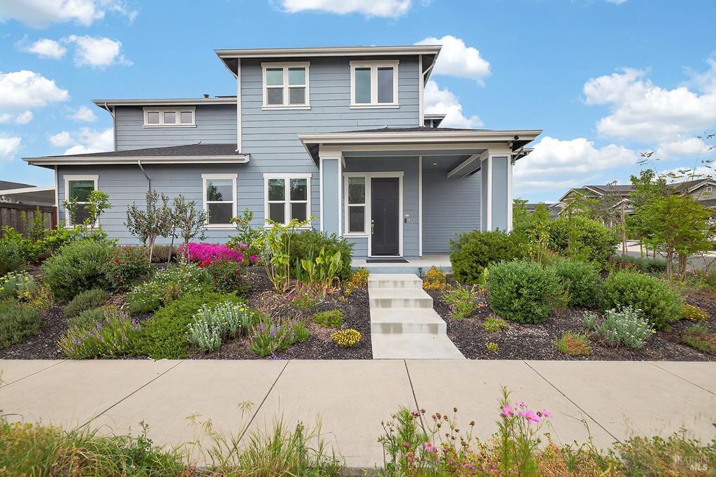 1145 Portello Ln, Windsor, CA 95492