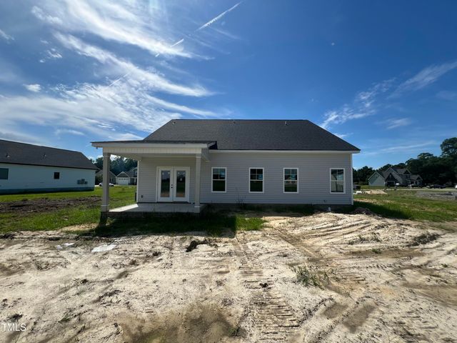 3755 Huntcliff Drive, La Grange, NC 28551