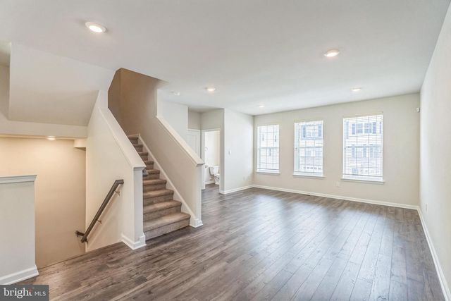 10 LILAC CIR, Mount Laurel, NJ 08054