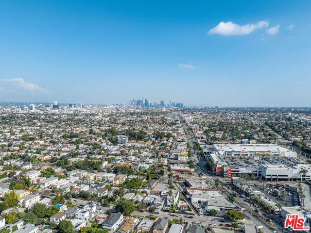 1361 S Tremaine Avenue, Los Angeles, CA 90019