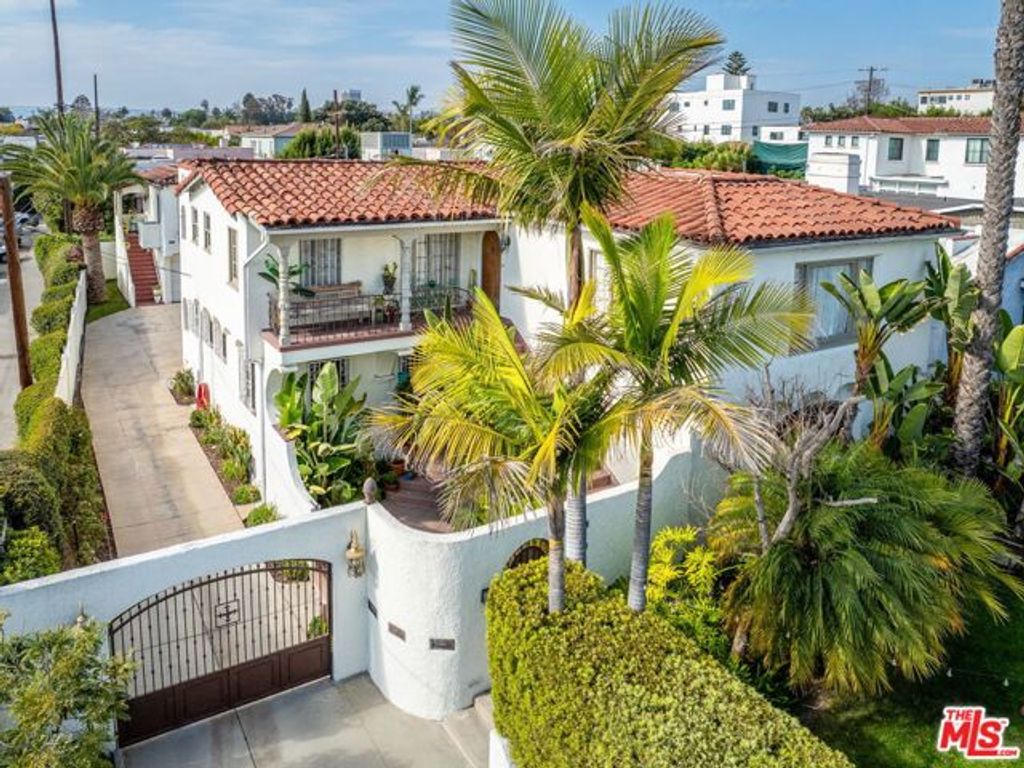 1361 S Tremaine Avenue, Los Angeles, CA 90019