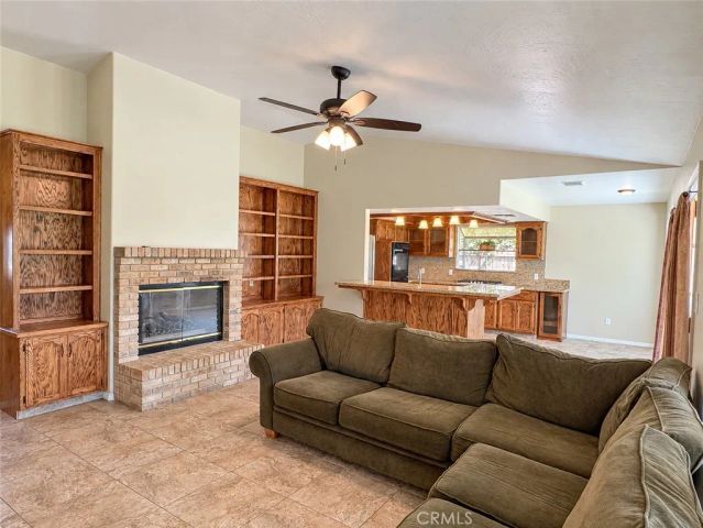 5508 Danbury Court, Bakersfield, CA 93312
