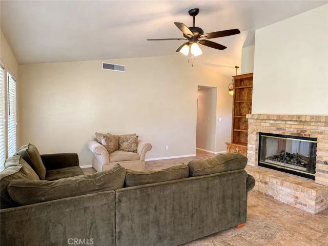 5508 Danbury Court, Bakersfield, CA 93312