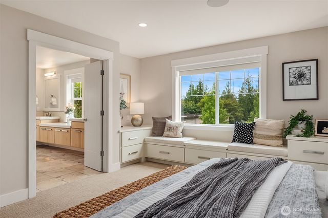 867 224th Avenue NE, Sammamish, WA 98074