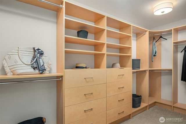 867 224th Avenue NE, Sammamish, WA 98074