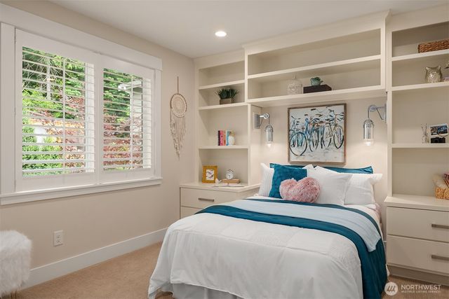 867 224th Avenue NE, Sammamish, WA 98074