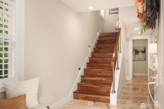 867 224th Avenue NE, Sammamish, WA 98074