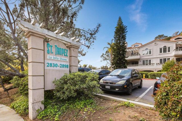 2842 Torrey Pines Rd, La Jolla, CA 92037