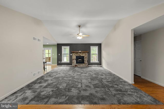 331 BRUNNERS GROVE RD, Reinholds, PA 17569
