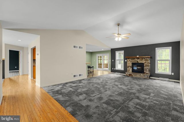 331 BRUNNERS GROVE RD, Reinholds, PA 17569
