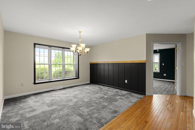 331 BRUNNERS GROVE RD, Reinholds, PA 17569