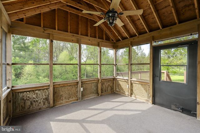 331 BRUNNERS GROVE RD, Reinholds, PA 17569