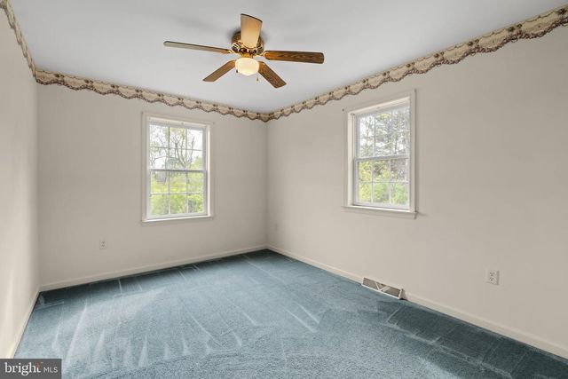 331 BRUNNERS GROVE RD, Reinholds, PA 17569
