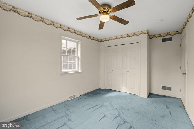 331 BRUNNERS GROVE RD, Reinholds, PA 17569