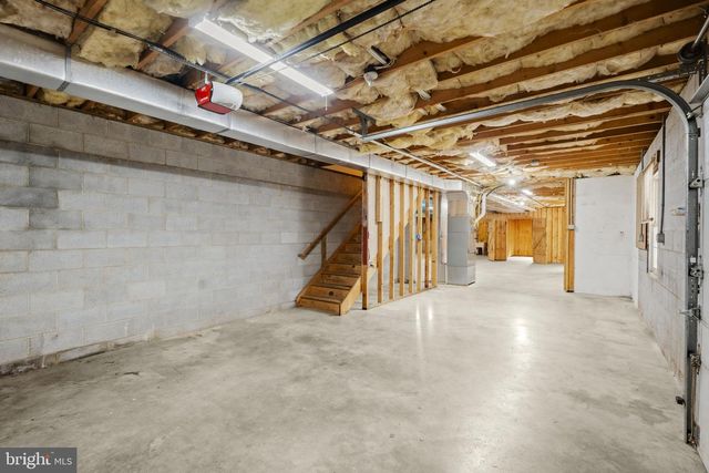 331 BRUNNERS GROVE RD, Reinholds, PA 17569